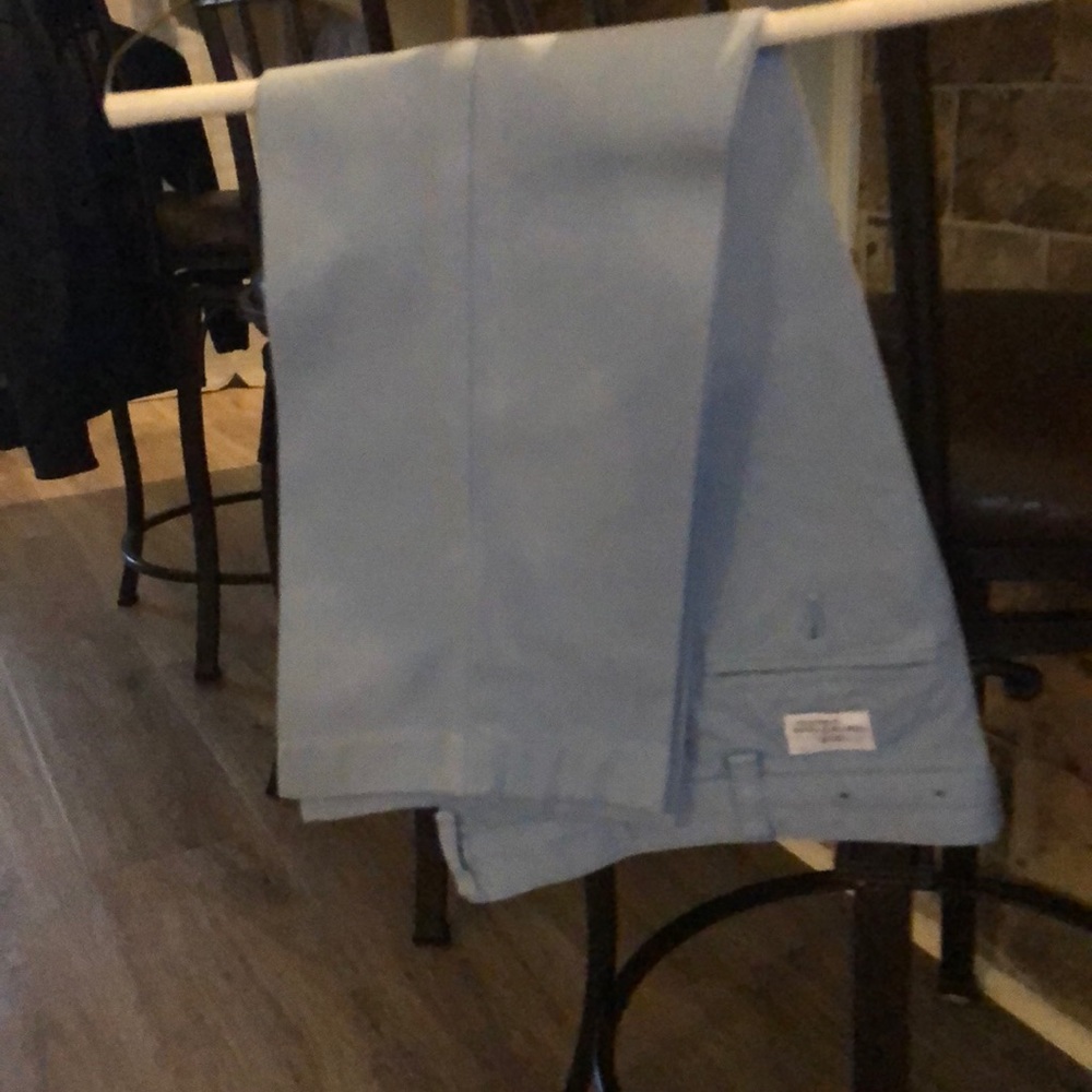 Vineyard Vines pants, boys size 5